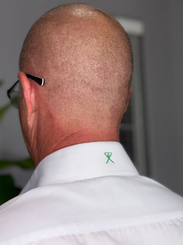 IMG-20250917-WA0000 TAH Modern Fit White Dress Shirt 15 x 32 — Single Yoke with Light Blue Sleeve Lining